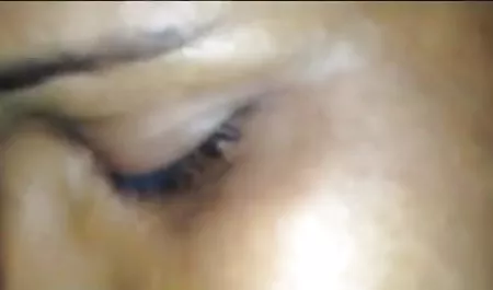 Tanned सेक्सी पिक्चर इंग्लिश उंगलियों और सह