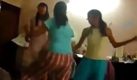 पत्नी काम करने के बाद उसके पति से मिलता है सेक्स पिक्चर सेक्स मूवी