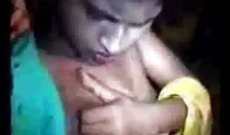 लड़की के लिए शरारती उंगलियों के संवेदनशील संभोग बीपी सेक्सी पिक्चर वीडियो