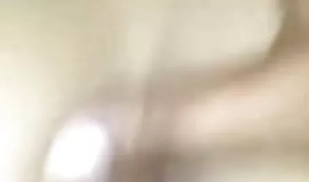 ट्रेन स्लॉट लड़कियों और सनी लियोन की ब्लू सेक्सी वीडियो लंड