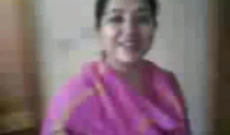 टोल्स्टेया जीभ के बाद सेक्सी पिक्चर फुल मूवी कैंसर हो गया