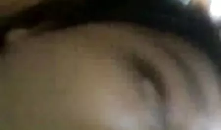 एक रोमांटिक गोरा सड़क पर एक लव सेक्सी पिक्चर कमबख्त लड़की खींच लिया