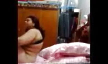 सुनहरे बालों वाली सेक्सी में इंग्लिश पिक्चर मोज़े में सह हो जाता है