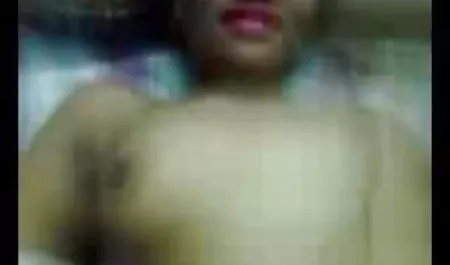 Marinka से इनकार कर दिया करने के लिए लेने के लिए त्रिगुट सेक्स में स्पष्ट सेक्सी पिक्चर भेज सेक्सी