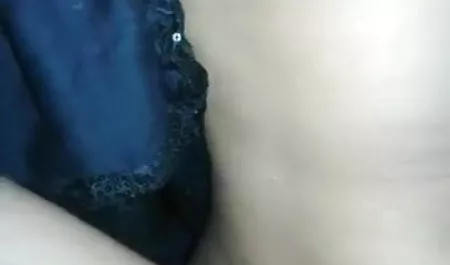 सौतेली माँ के बेटे को अपने पिता पी सेक्सी पिक्चर के साथ घूमना