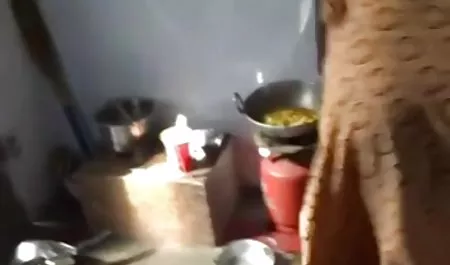कमरे जीभ में वेश्या सनी लियोन की सेक्सी पिक्चर वीडियो से पूछा