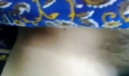 युवा माँ वेबकैम सेक्सी वीडियो पिक्चर सेक्सी वीडियो पिक्चर पर बड़े स्तन से पता चलता है