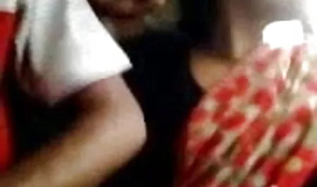 परिपक्व सौंदर्य सोफे पर उसके बेटे और उसके दोस्त ब्लू पिक्चर ब्लू पिक्चर हिंदी में सौंप दिया ।