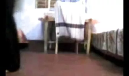स्टेशन के पास सेक्सी पिक्चर मिथुन कुत्ते शैली