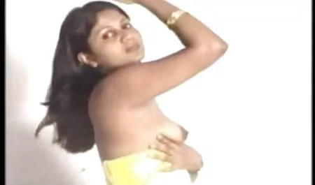 पतला गुदा fucks आदमी के कुर्सी पर सेक्सी में इंग्लिश पिक्चर