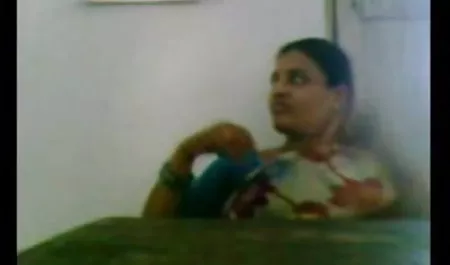कमबख्त मद्रासी सेक्सी वीडियो पिक्चर दोनों छेद नताशा लोकप्रिय