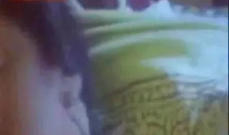 जीभ के बाद, भीड़ पत्नी बीपी पिक्चर सेक्सी अंग्रेजी में पिछवाड़े में लगाया गया था