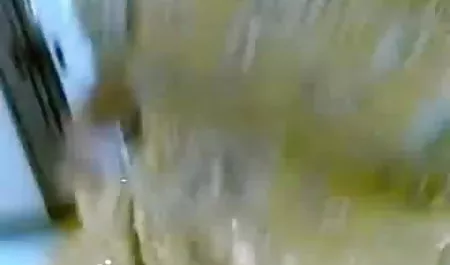लड़की ऊँची बीपी पिक्चर अंग्रेजी सेक्सी एड़ी के जूते में नग्न चलता है.