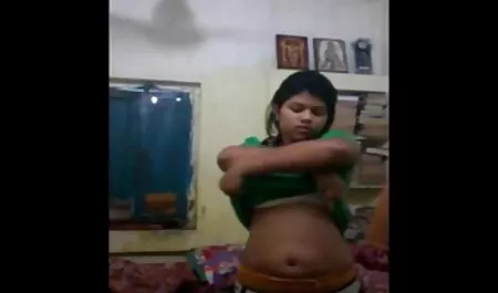 आदमी गीला बिल्ली तुरंत खुद सेक्स का पिक्चर को एक वेश्या दिया मुलाकात की ।