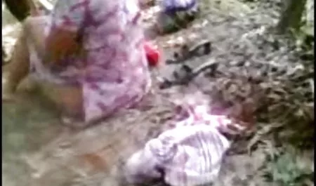 Yesenia मनीषा कोइराला सेक्सी पिक्चर फोन पर CH4 masturbates