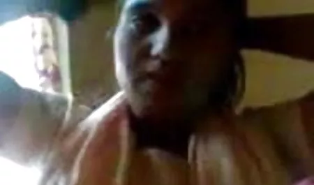 वह काम करने के बाद सेक्सी वीडियो फिल्म पिक्चर उसकी पत्नी कूद गया और दूर ले गया