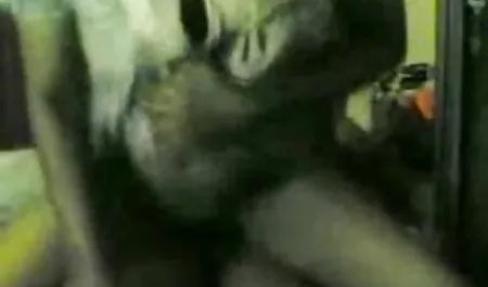 शीशे का आवरण कैमरे के ऊपर सेक्सी नंगी पिक्चर वीडियो दोनों छेद