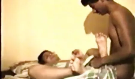 ओगाज़्म के लिए मोहरा पिक्चर सेक्सी रसोई गीला छेद में उंगलियों के साथ पथपाकर