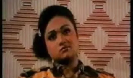 भव्य सह चाहता सपना की ब्लू सेक्स है