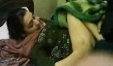 सुनहरे बालों वाली एक पिक्चर मूवी सेक्सी तंग गधा खींच लिया
