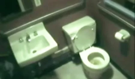 कार्यालय में भूरे बालों के साथ नंगी सेक्सी वीडियो पिक्चर दादी आदमी के साथ यौन संबंध था