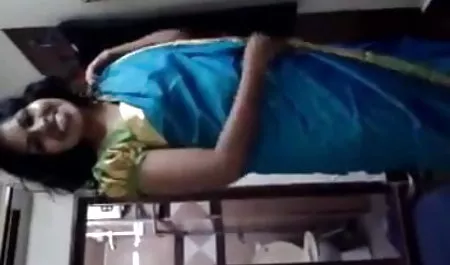 पुरुष दो आवारा लड़की सेक्सी पूरी पिक्चर त्रिगुट में घुसना बनाने