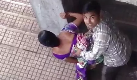 लिसा नामित आबनूस सेक्स वीडियो वीडियो में सेक्सी पिक्चर देवी पिछवाड़े में देने के लिए तैयार है