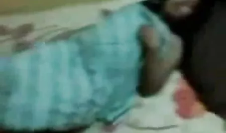 शौचालय करीना सेक्स पिक्चर सक्शन