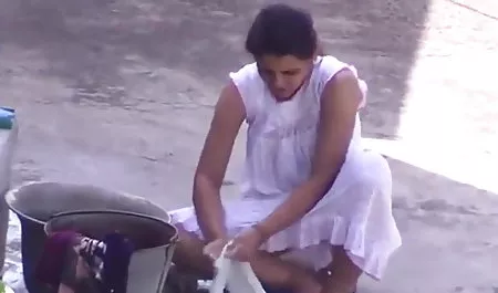 सींग का बना लड़की पड़ोसी समलैंगिकों अंग्रेजों की सेक्सी पिक्चर वीडियो में